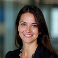 Foto da Profª. Ana Clara Lima, Coordenadora de Pós-Graduação do IPC